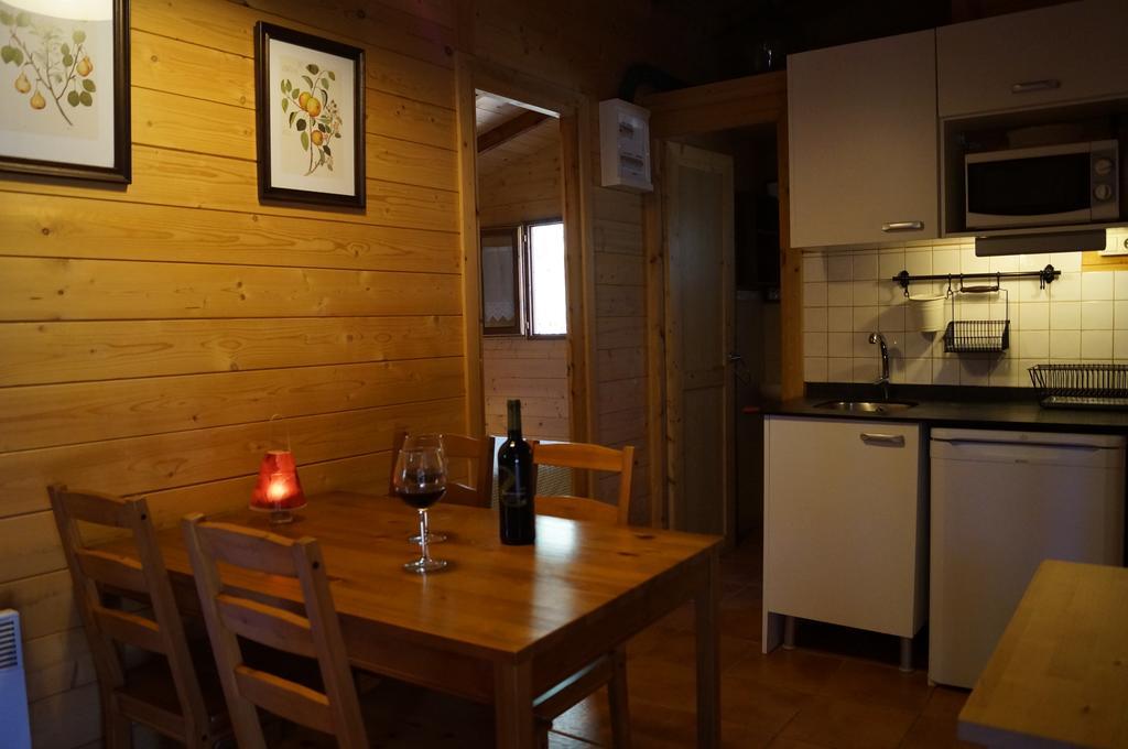 Camping Macanet De Cabrenys Luaran gambar